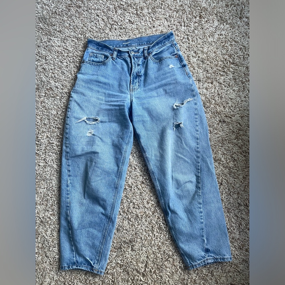 Old Navy Size 6 Barrel Jeans